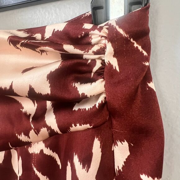 ZARA's Floral Brown/Tan/Red Satin-Effect Midi Straight Skirt Front Slit Size XS - Picture 6 of 10